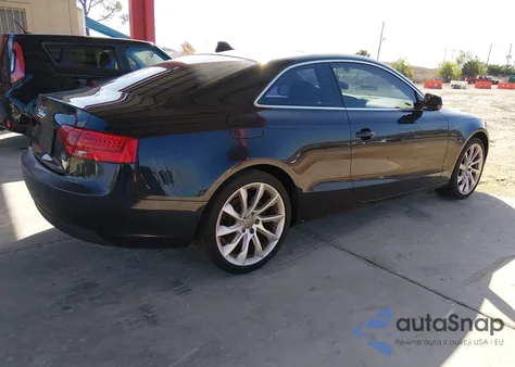 2013 Audi A5 2.0T Premium z USA, uszkodzony, nr VIN WAULFAFR2DA045798